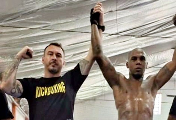 Taquarense fica em primeiro lugar no Campeonato Estadual de Kickboxing