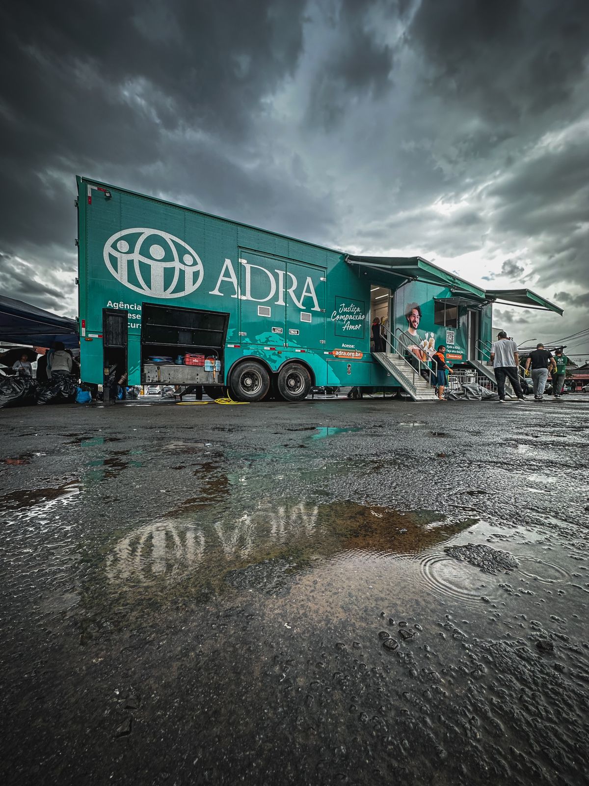 Carreta solidária da ADRA segue no Parque da Oktoberfest pelos próximos 15 dias