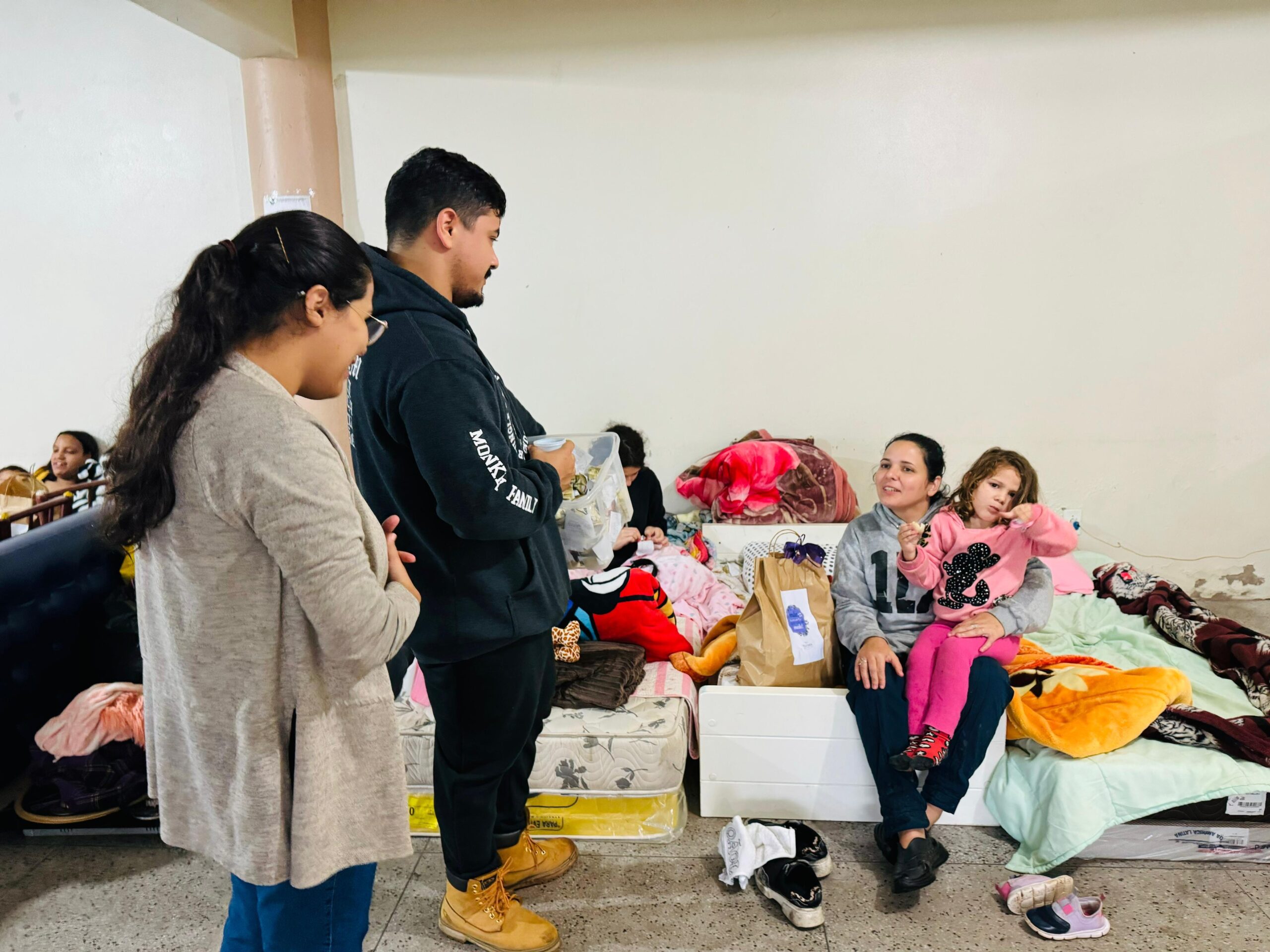 Retorno das chuvas deixa quase 200 desabrigados em Taquara neste domingo (12)