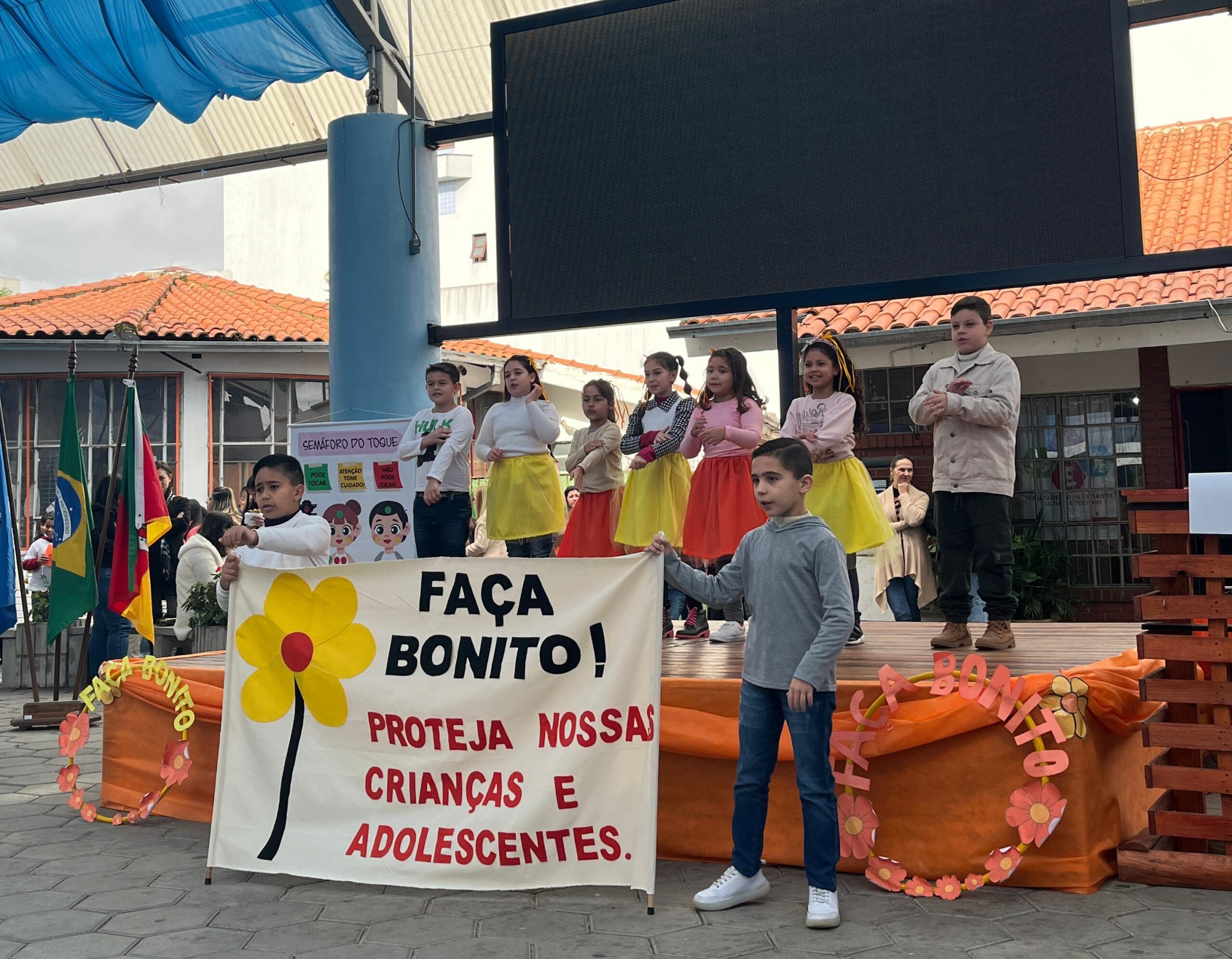 Primeira Chimarreada Faça Bonito reúne bom público na Praça Primeiro de Maio em Parobé