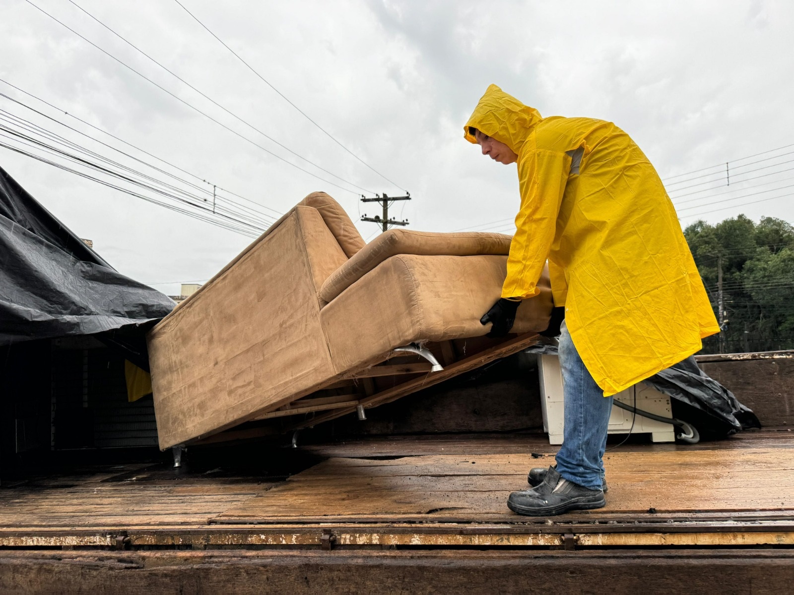 Mais de 20 mil pessoas são afetadas pelo temporal em Taquara