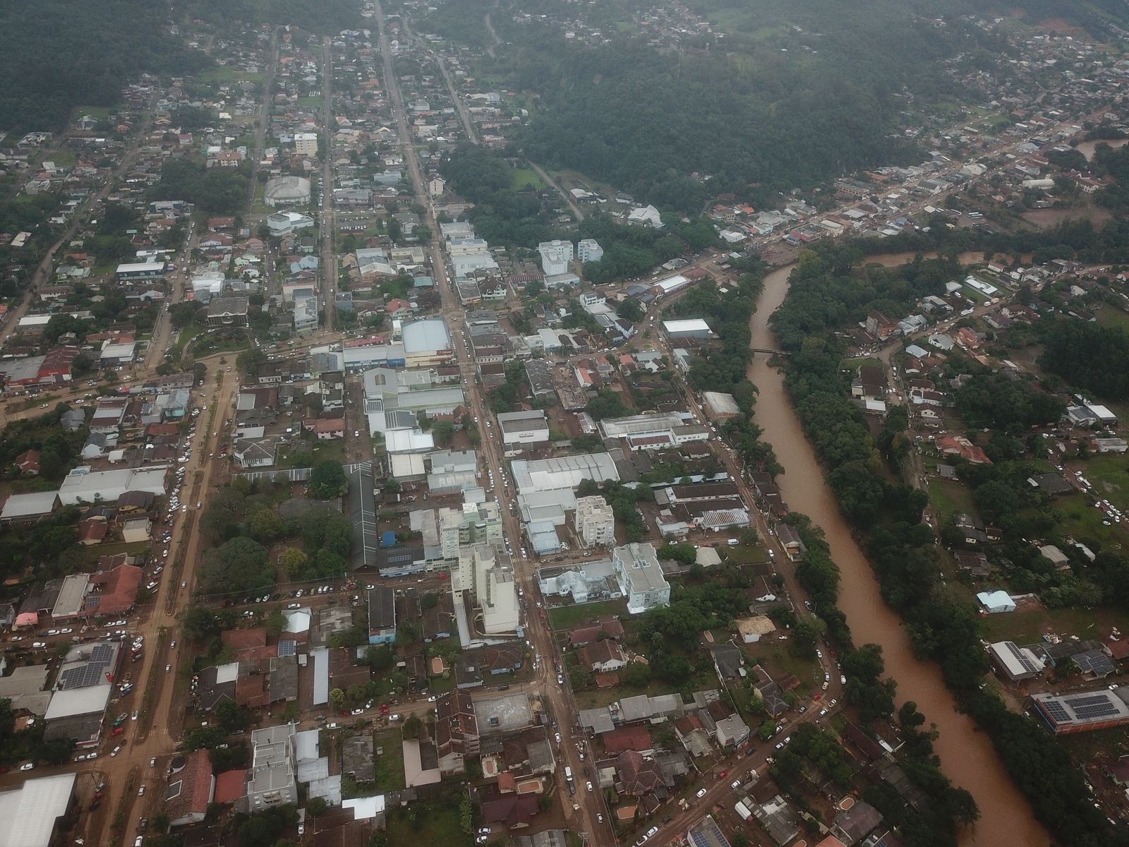 Três Coroas realiza audiência pública sobre regularização fundiária