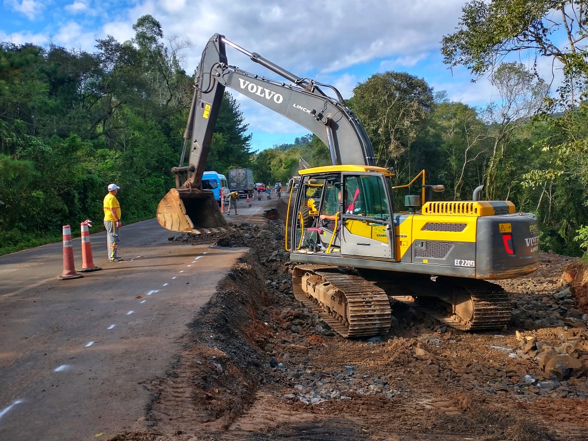 EGR avança frente de obras na ERS-115 em Três Coroas e Gramado