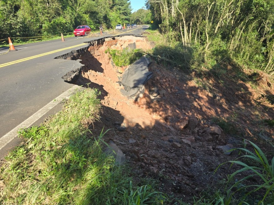 EGR inicia obra de reconstrução de trecho da ERS-115 afetado pelas chuvas