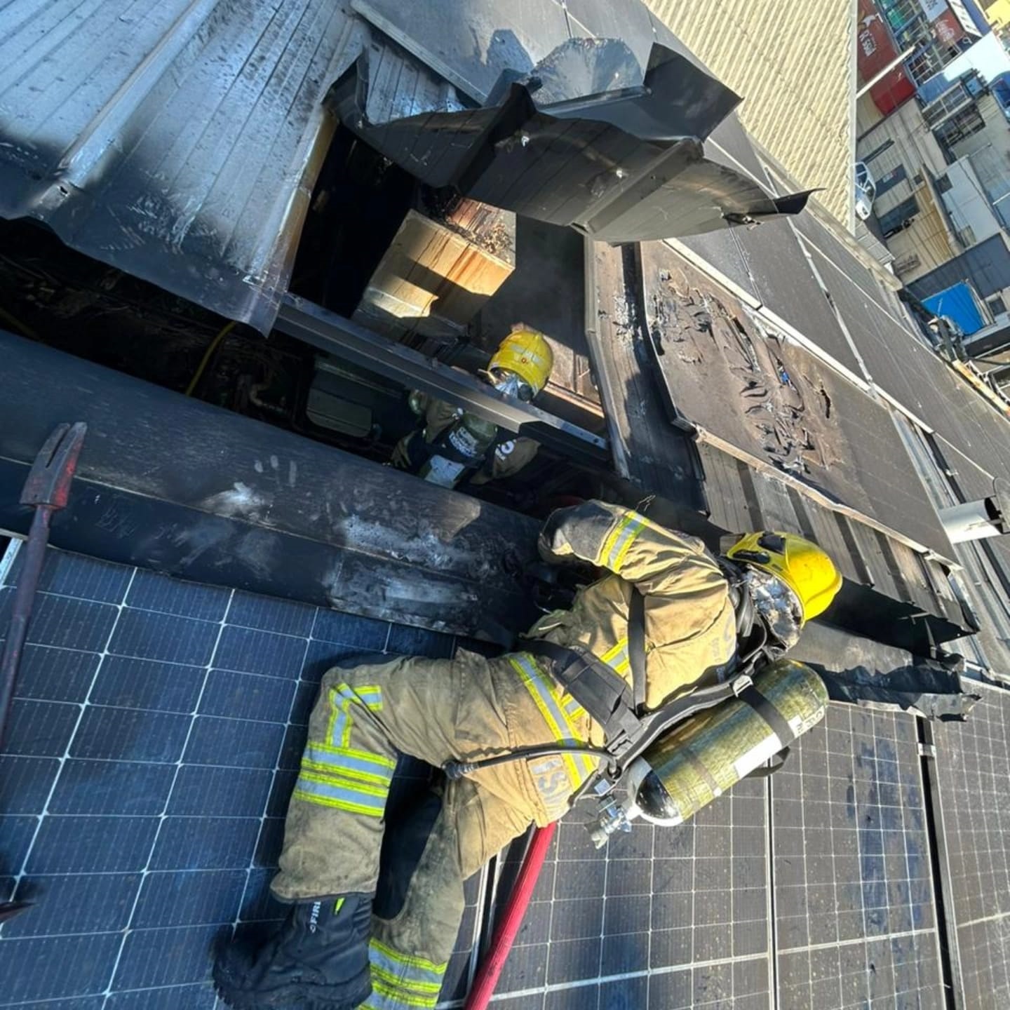 Incêndio atinge estabelecimento comercial em Parobé