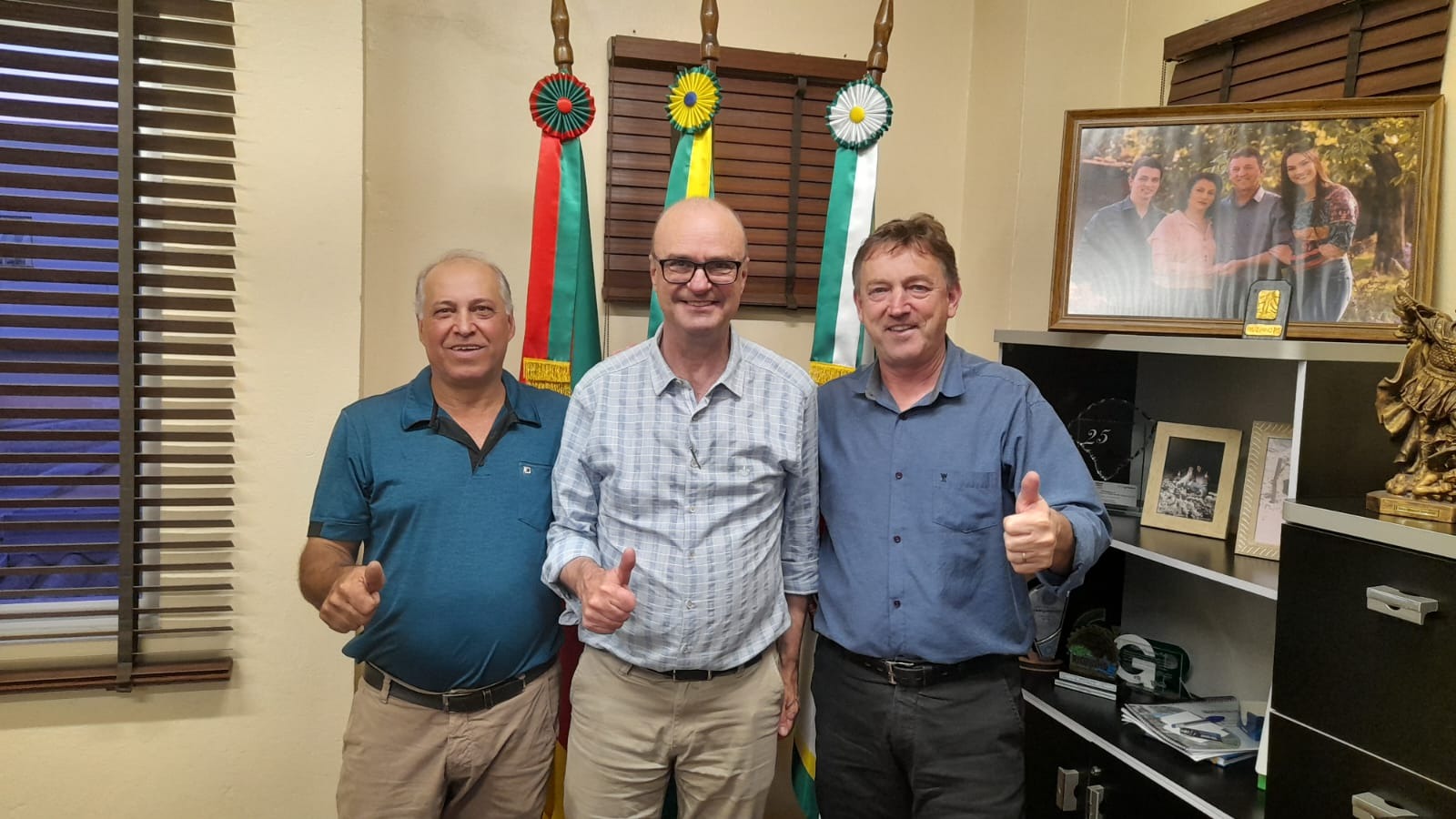 Situação pós-chuvas de maio é pauta de encontro entre prefeito de Riozinho e deputado estadual
