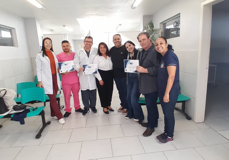 Médicos da atenção básica realizam capacitação sobre a colocação de DIU