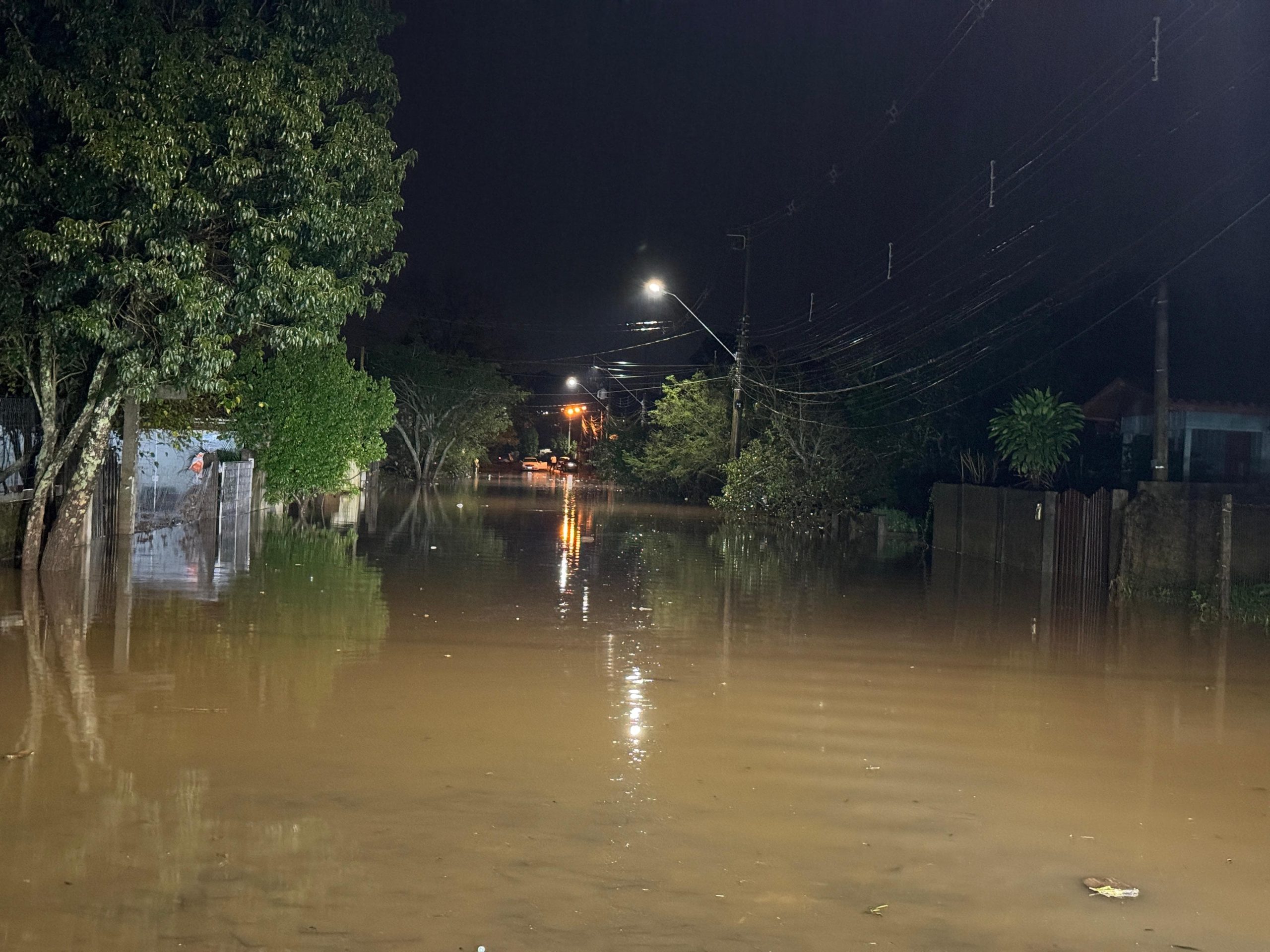Prefeitura de Taquara monta abrigo temporário para atender atingidos pela cheia do Rio Paranhana