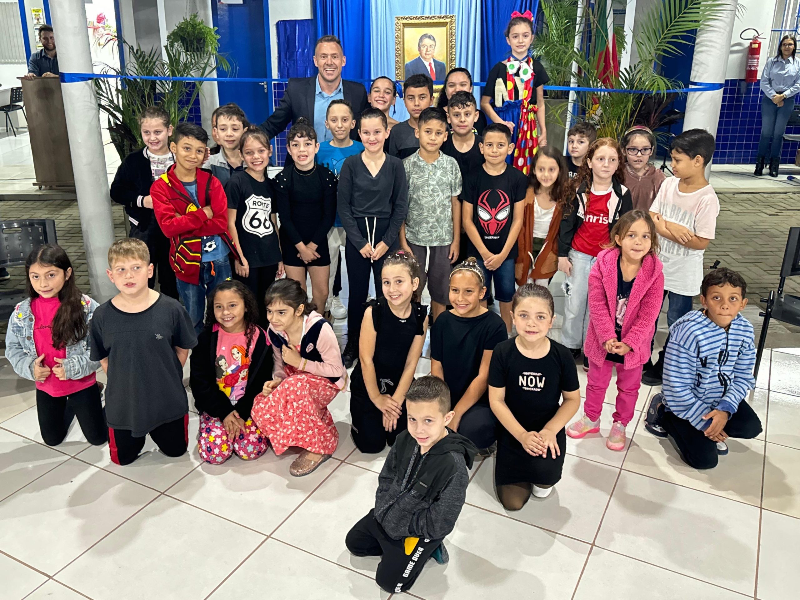 Parobé inaugura oficialmente sua primeira escola com educação em tempo integral