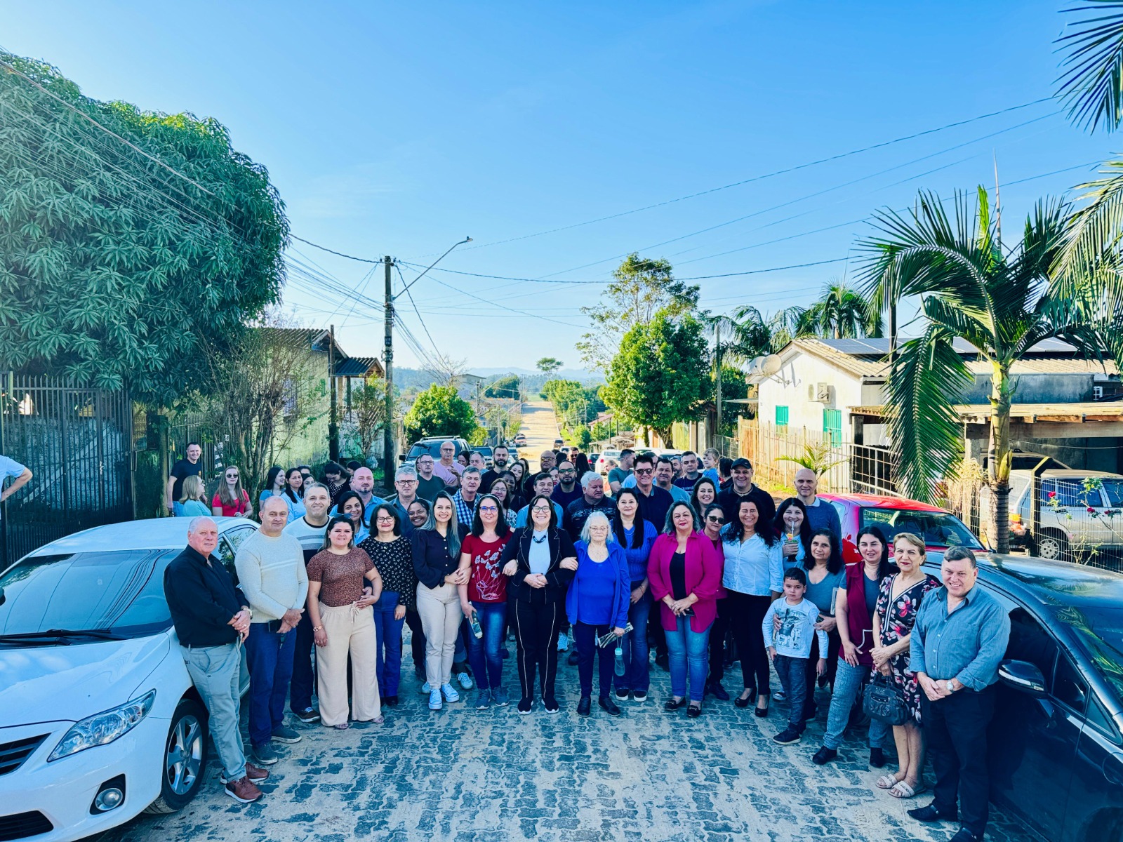 Novas pavimentações de ruas foram entregues no Bairro Medianeira em Taquara