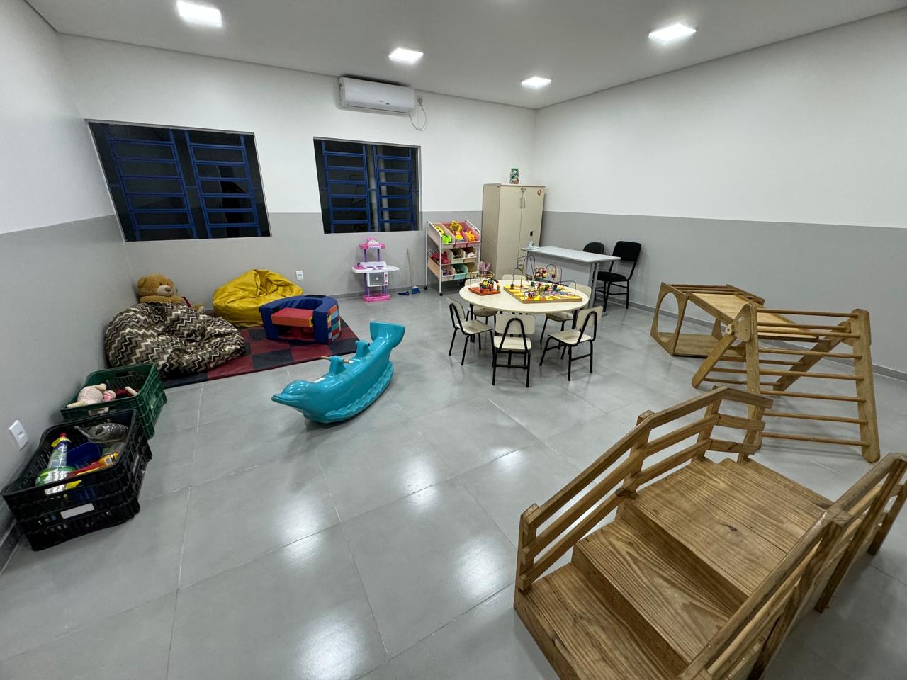 Escola de educação especial de Parobé é reinaugurada