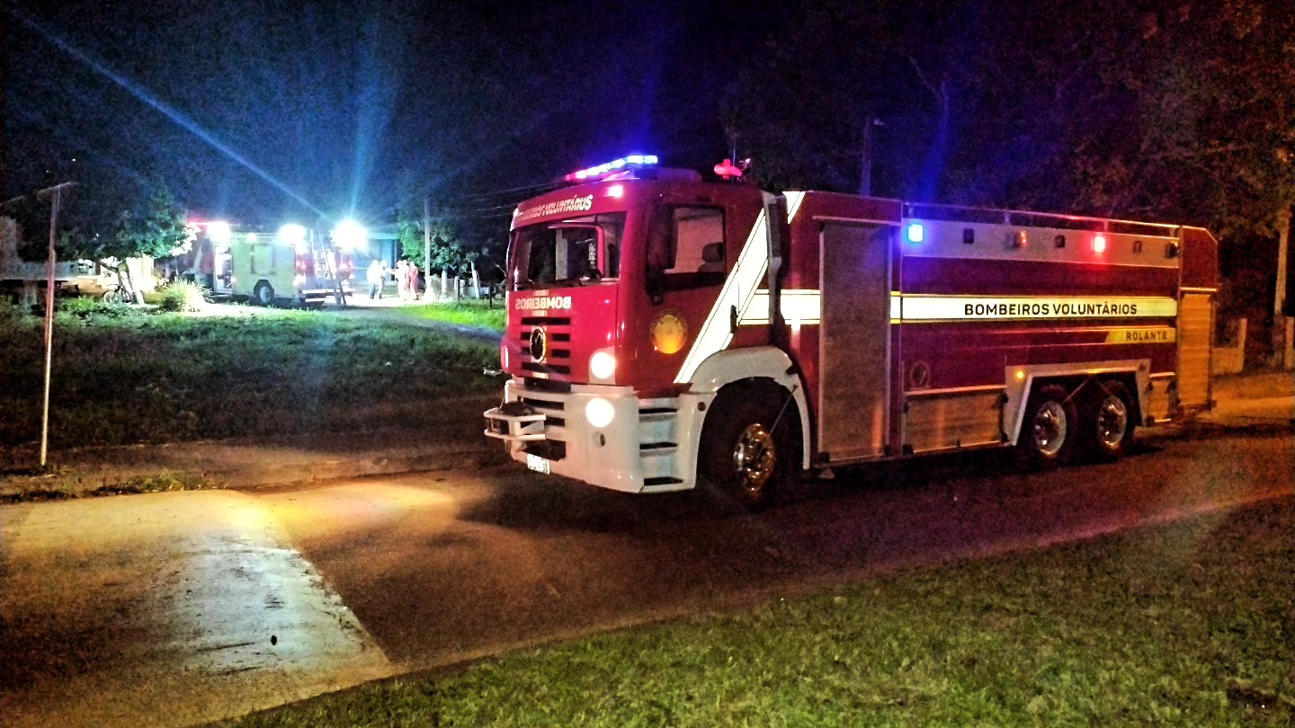 Incêndio atinge residência em Rolante