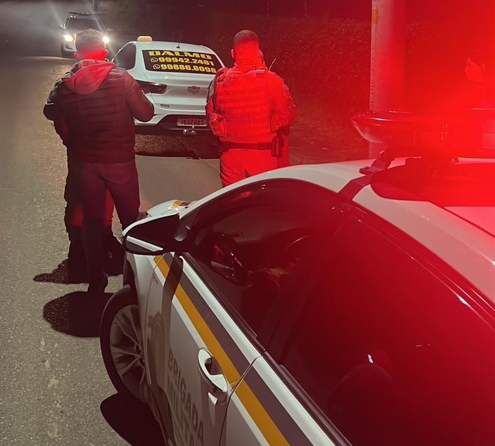 Brigada Militar recupera veículo roubado no interior de Parobé