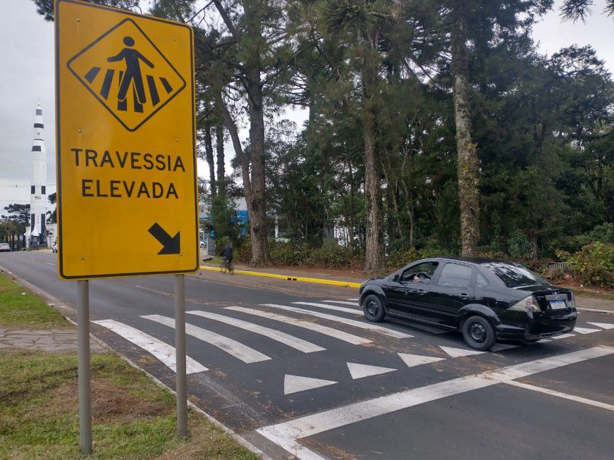 EGR conclui implantação de quatro faixas elevadas na ERS-239 em Rolante