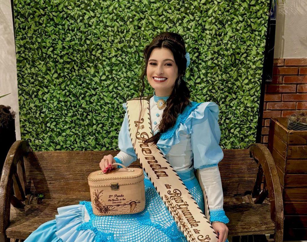 Representante do CTG Sangue Nativo de Parobé é eleita 2ª Prenda do Rio Grande do Sul