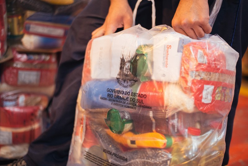 Cidades do Paranhana atingidas pela enchente receberão cestas básicas e kits de alimentos do governo do Estado