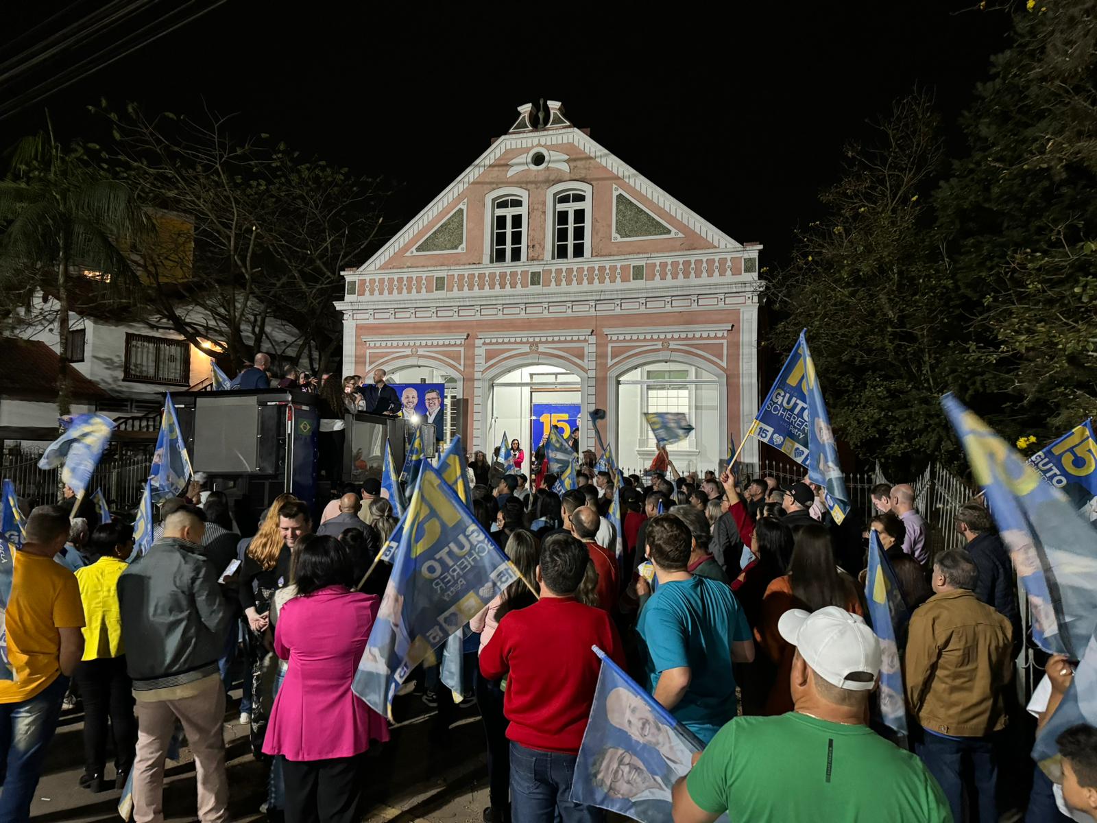 Candidato do MDB à Prefeitura de Igrejinha realiza inauguração do comitê de campanha