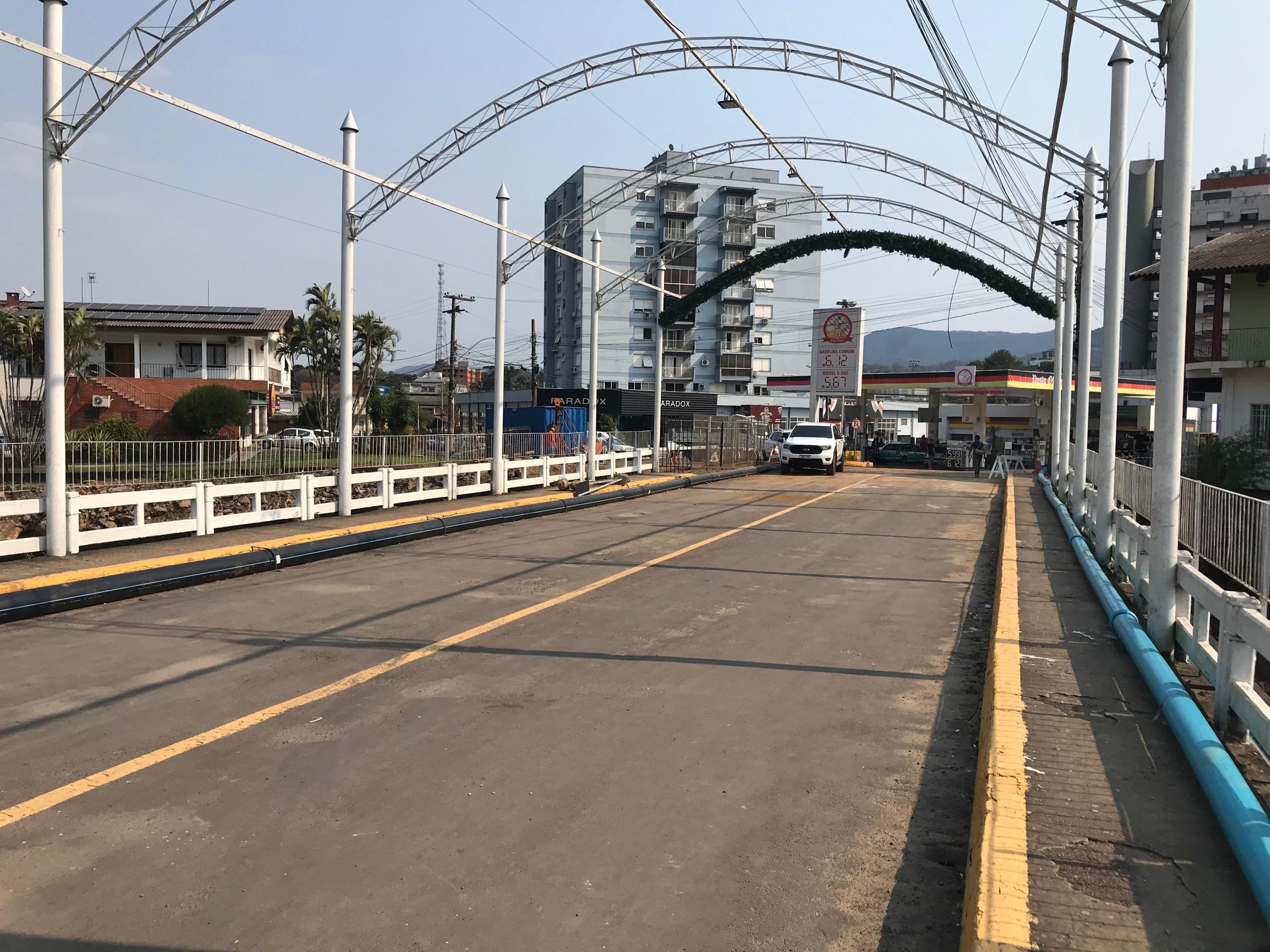 Trânsito é parcialmente liberado na ponte do Centro em Igrejinha
