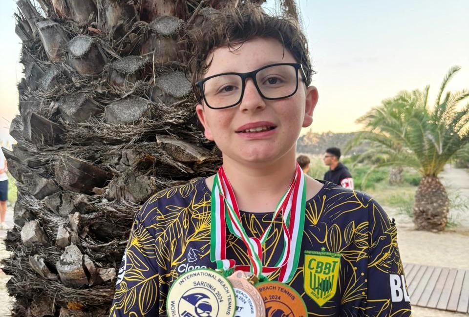 De Parobé para o mundo: Lucas Gehrke Brito é campeão mundial de Beach Tennis 