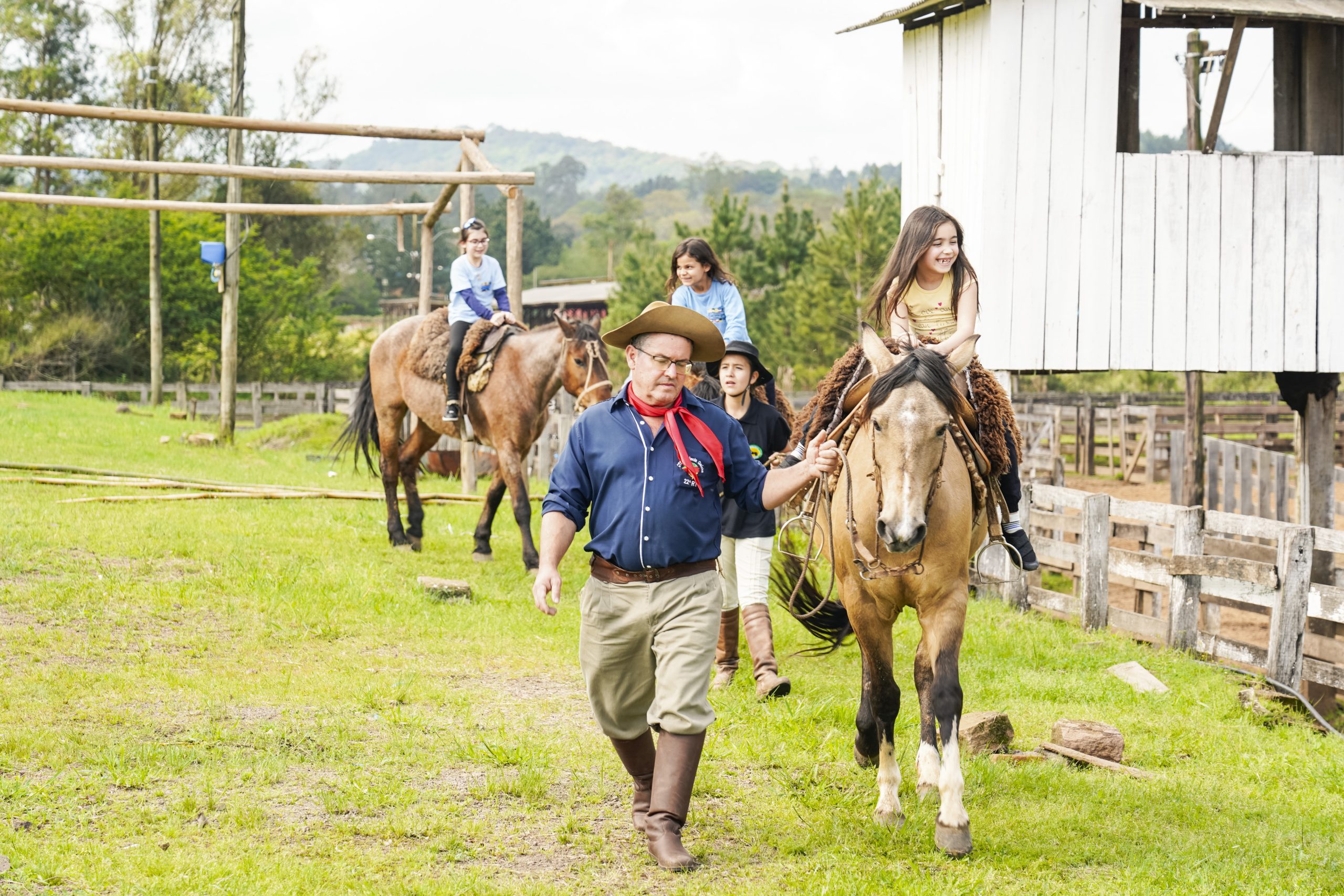 Oficinas culturais recebem centenas de estudantes durante a semana no 16º Festejos Farroupilhas do Paranhana