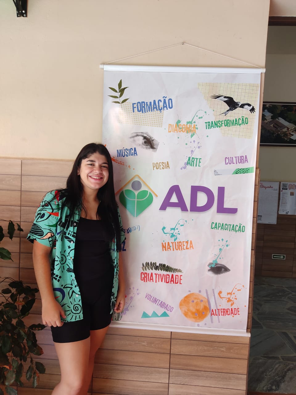 Jovem do Lar Padillha ganha bolsa de estudos no Espírito Santo