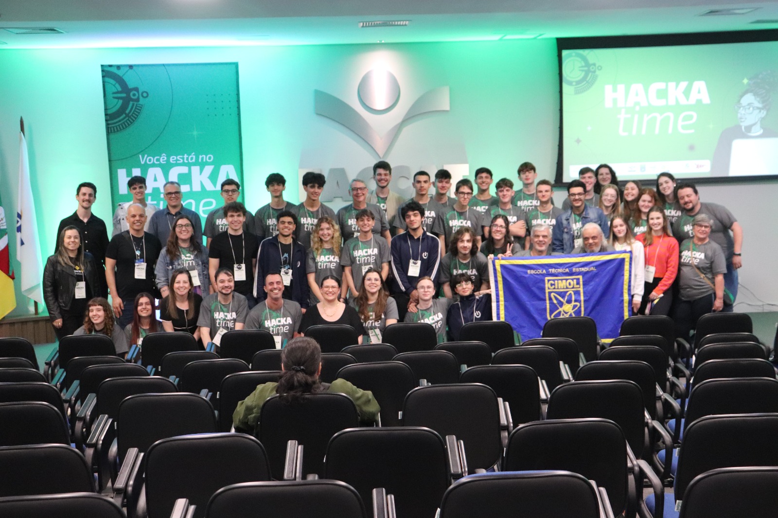 Primeira edição do Hackatime Taquara incentiva inovação entre estudantes