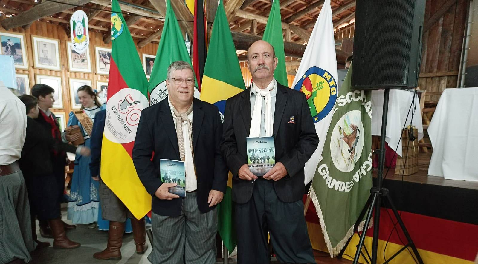 Lançamento do Livro "Tropeirismo – Uma Síntese Didática" em Taquara
