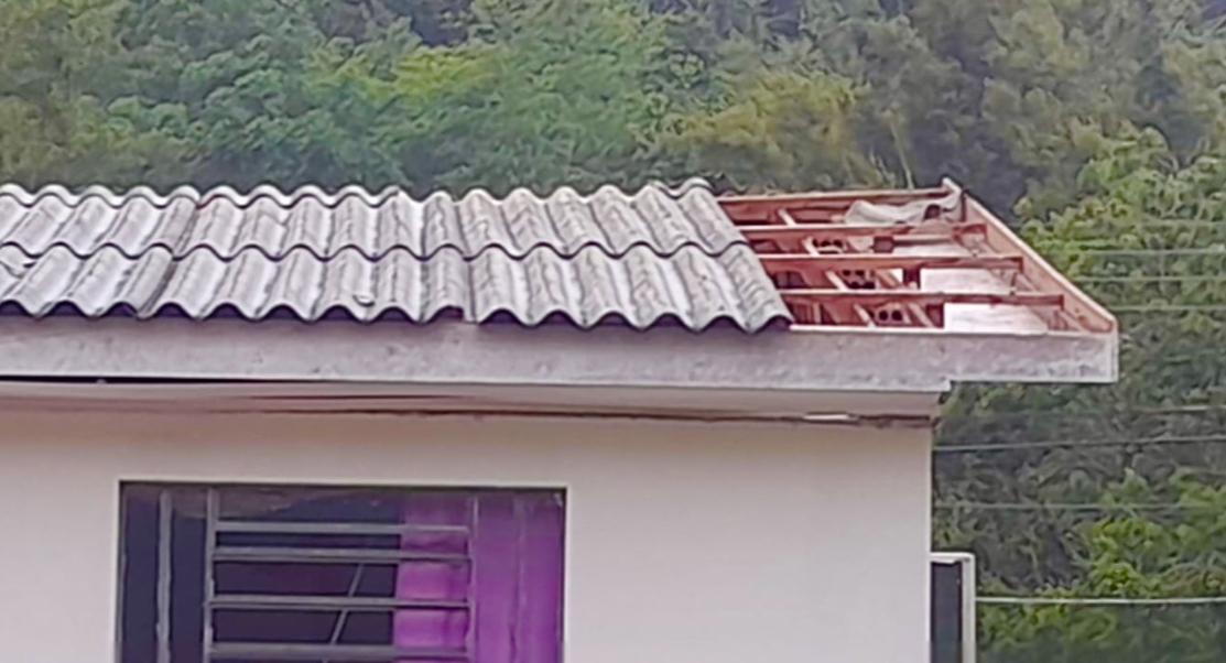 Setenta e oito casas sofreram destelhamentos parciais em Taquara