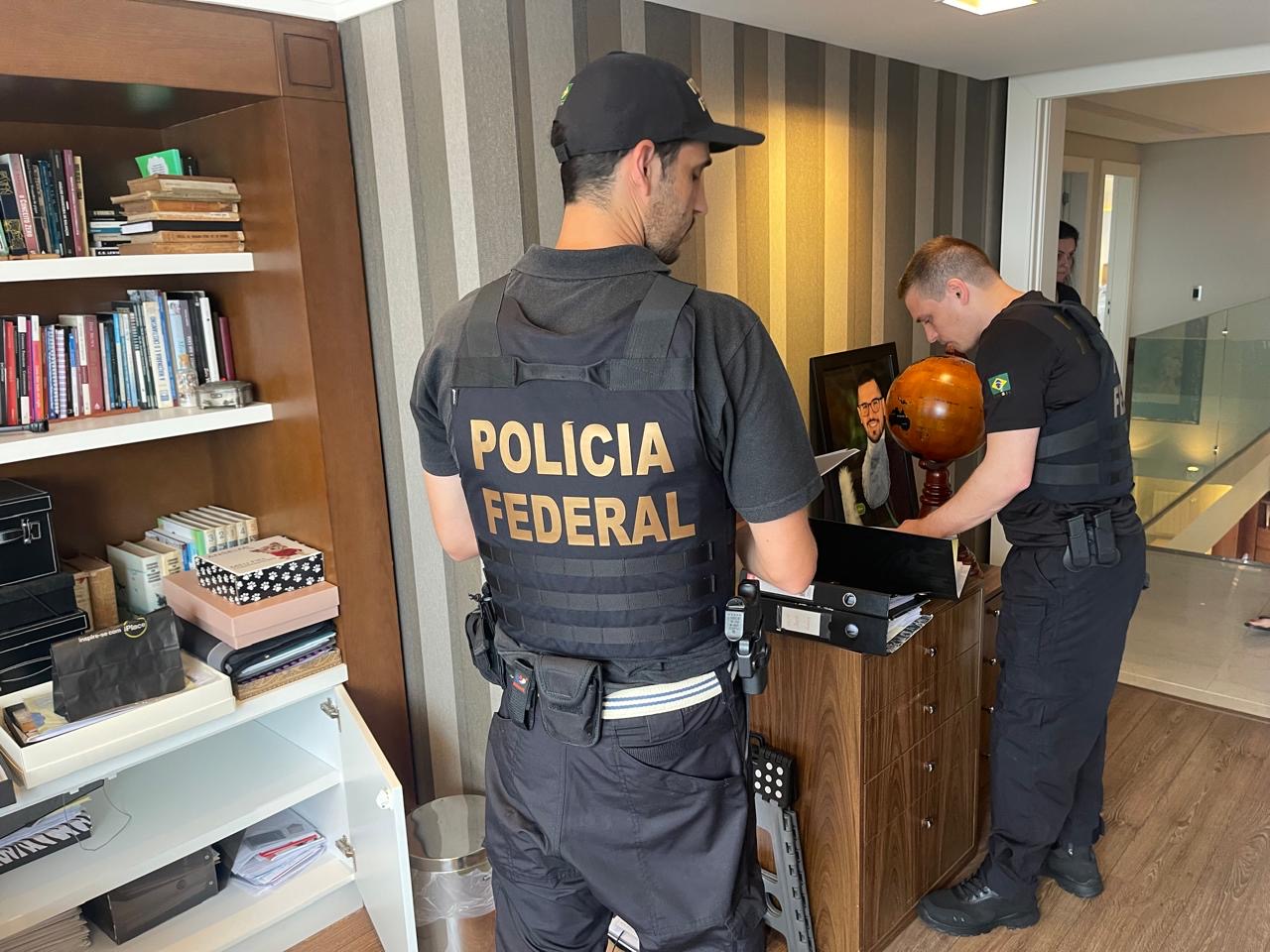 Operação Deadcoin da PF combate crimes financeiros e lavagem de dinheiro no sul do País