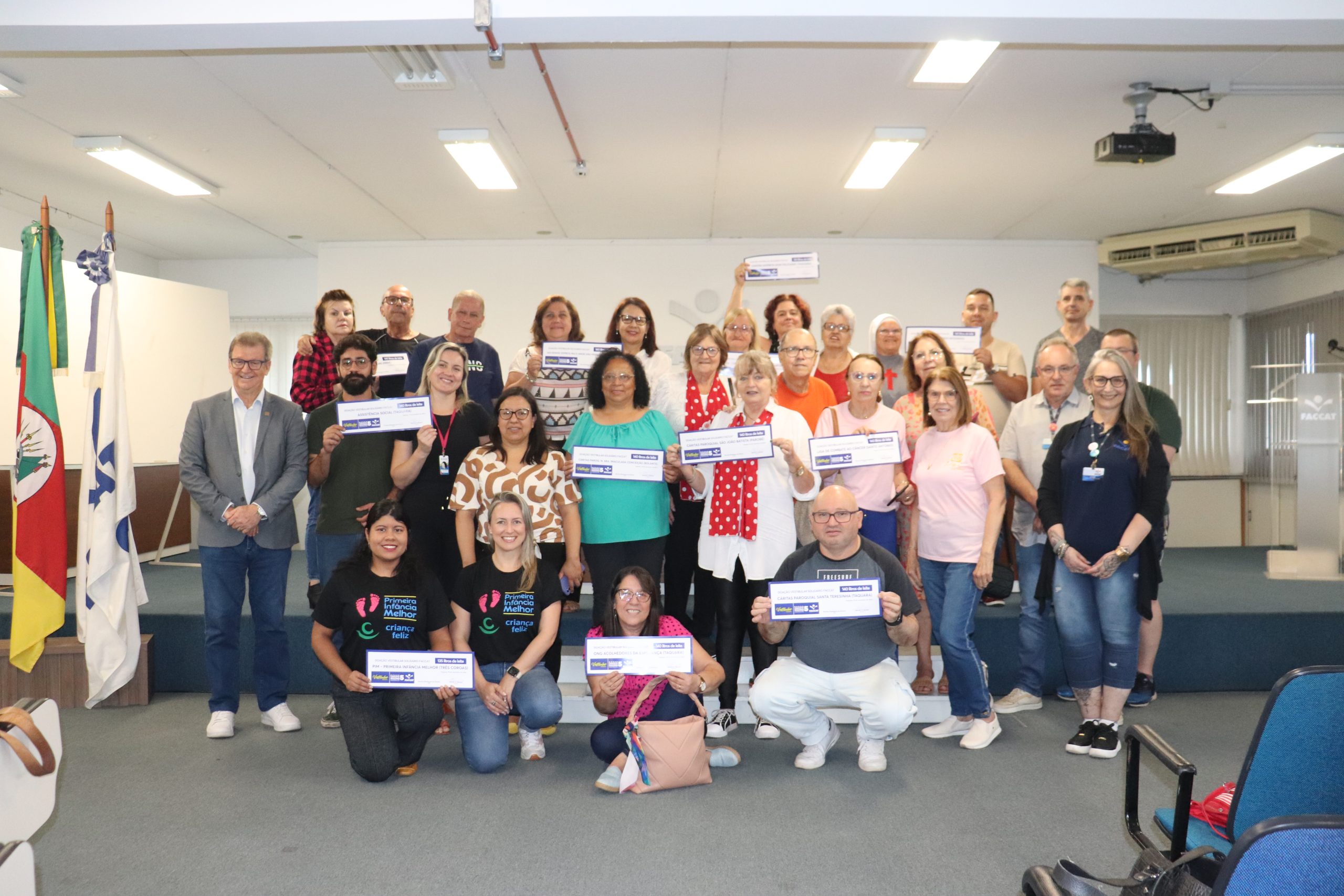 Faccat doa leite para entidades sociais