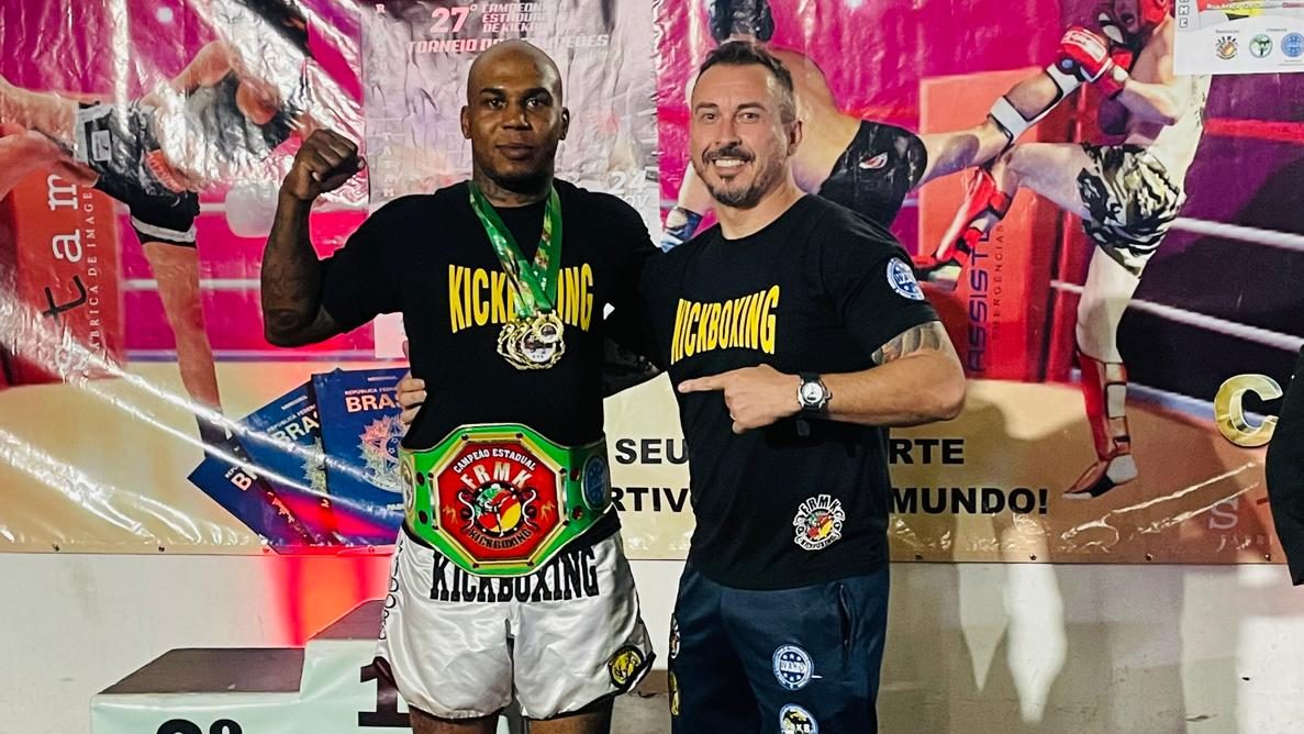 Izidoro Luis, de Taquara, conquista cinturão vitalício no Torneio dos Campeões em Porto Alegre