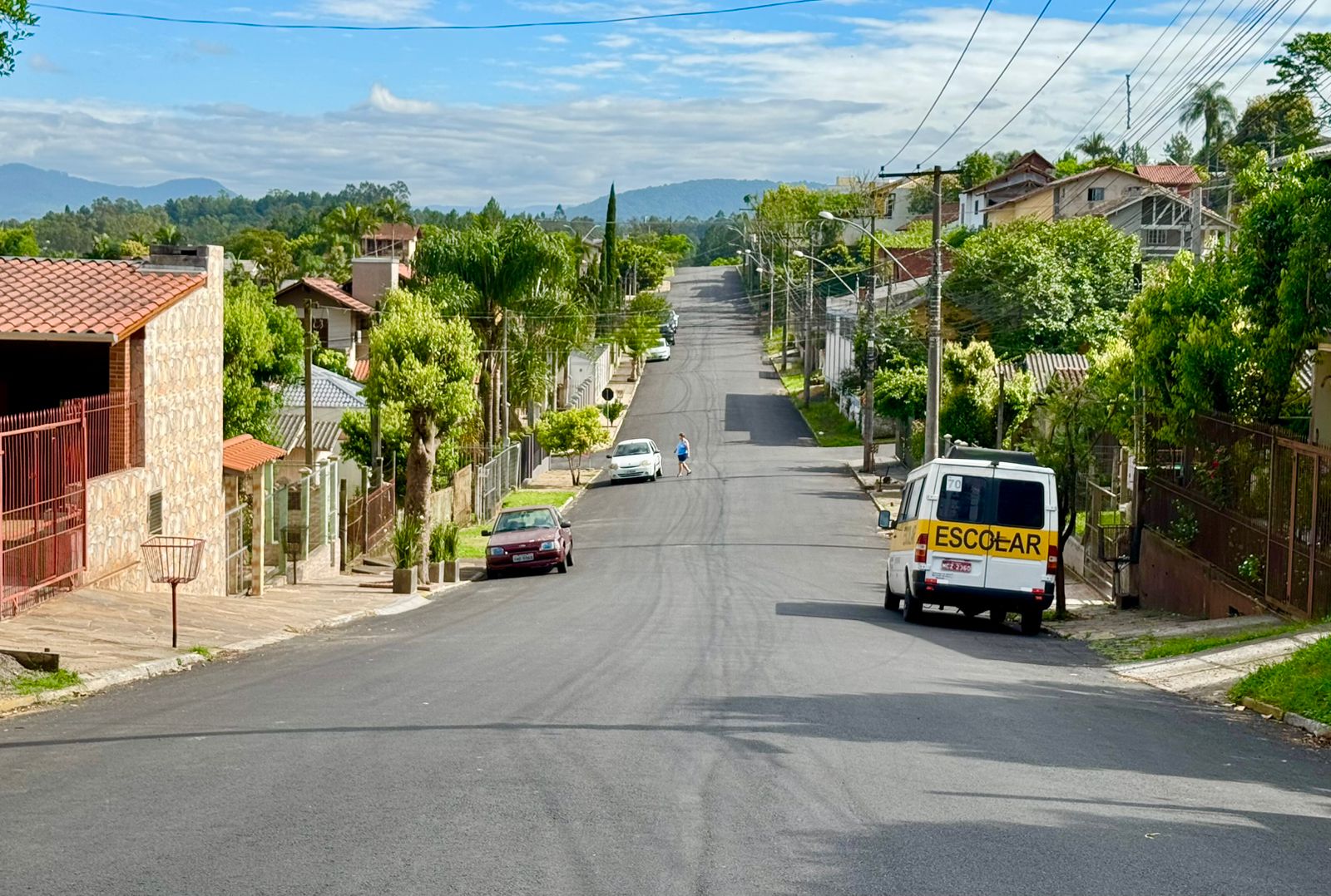 Rua Pastor Hermann Schafke recebe capeamento asfáltico em Taquara