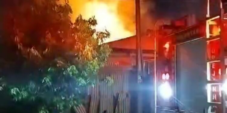 Duas residências são atingidas por incêndio em Igrejinha