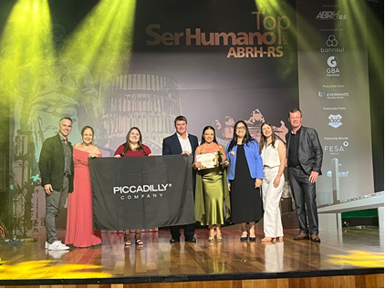 Piccadilly recebe Prêmio Top Cidadania 2024 por programa que profissionaliza presos