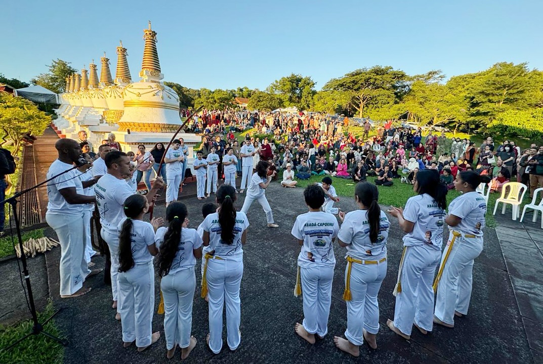 Três Coroas sedia o maior retiro da história do Centro Budista Khadro Ling
