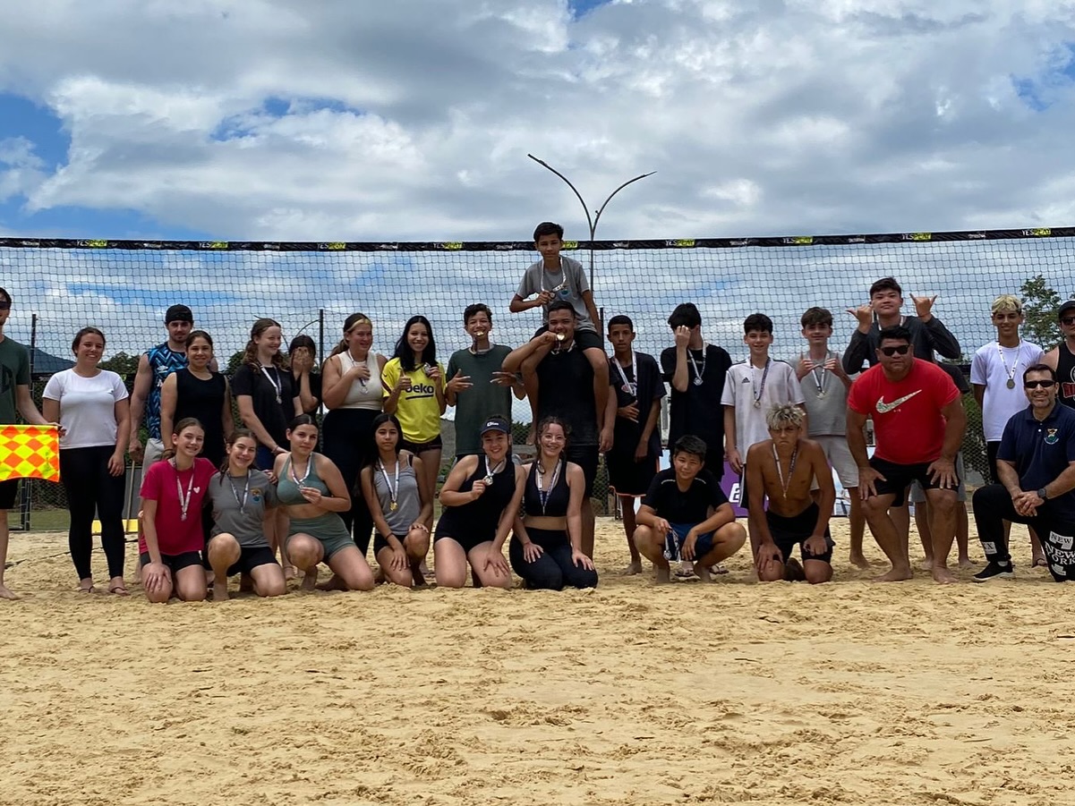 Projeto "Esporte Para Todos" realiza Torneio Interno de Vôlei na Areia em Três Coroas