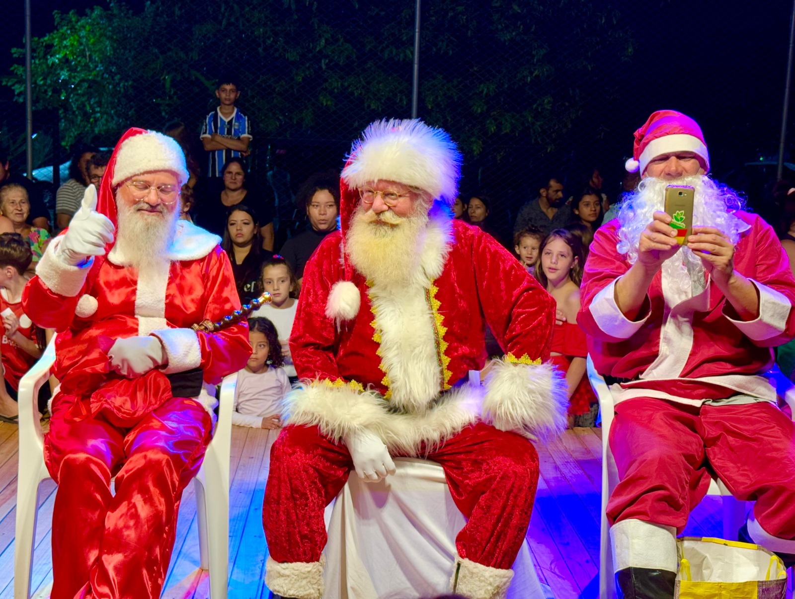 Natal no Bairro Empresa reúne centenas de famílias em Taquara