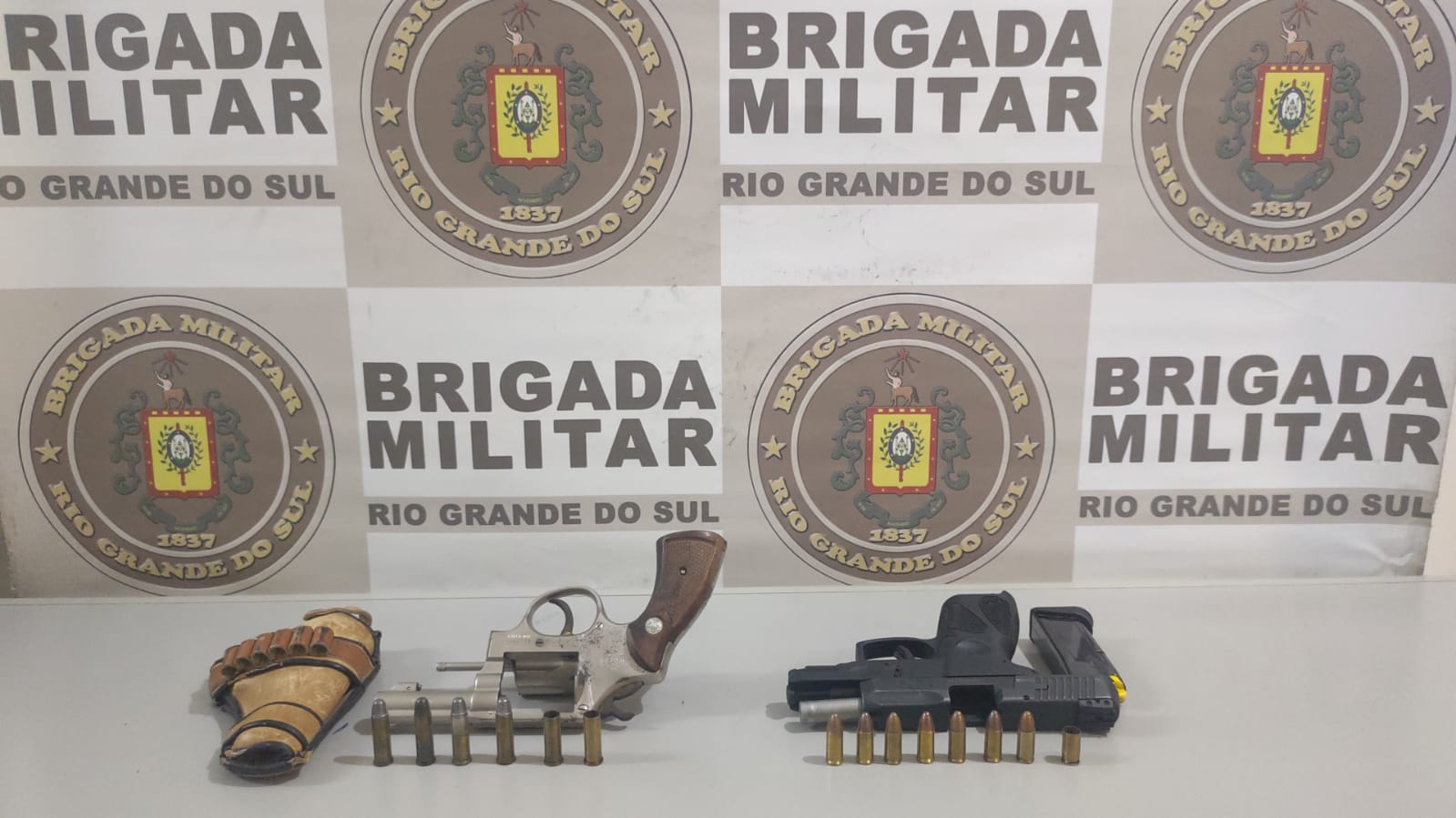 Discussão entre vizinhos termina com dois presos e armas apreendidas em Parobé