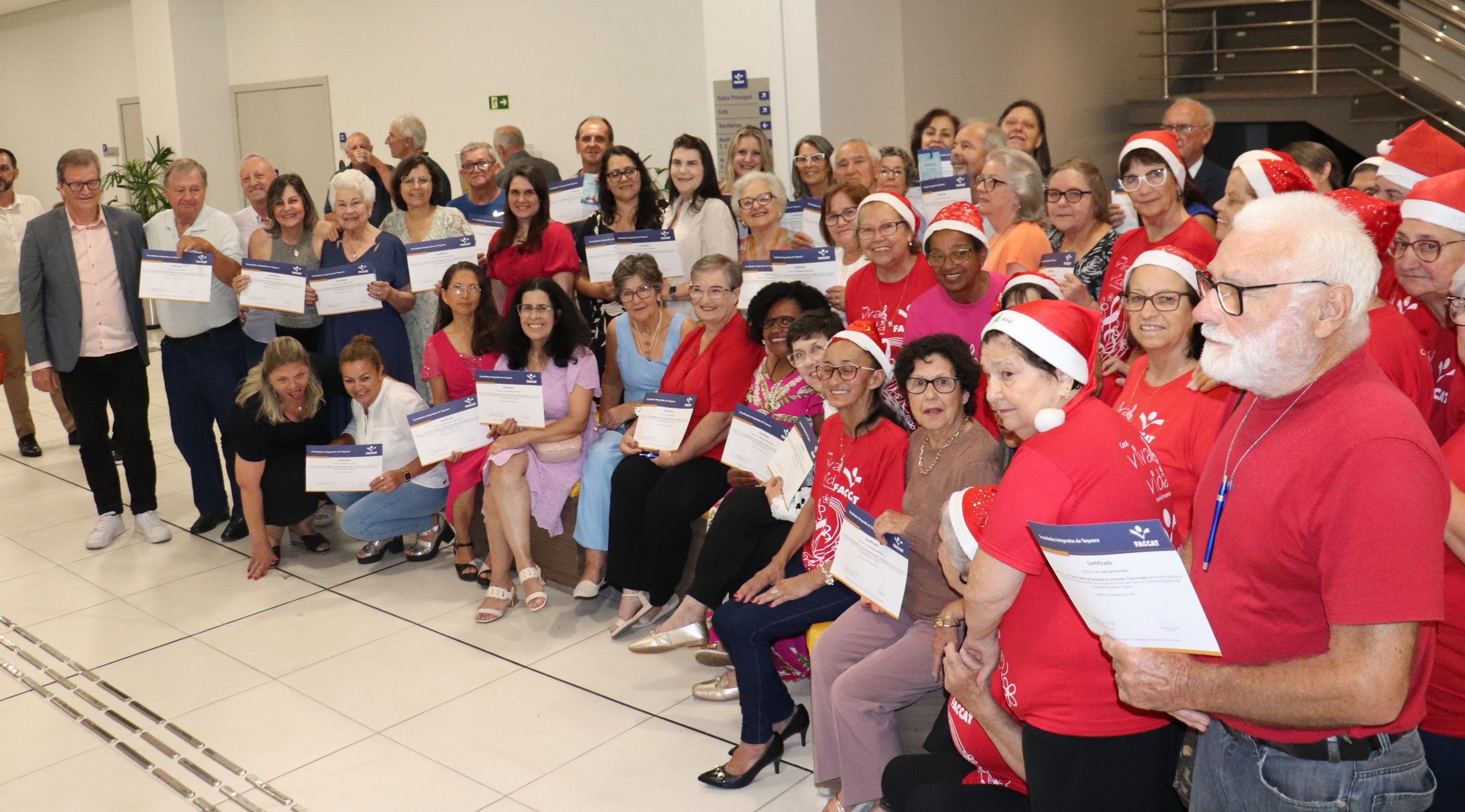 Curso de Informática para a terceira idade da Faccat comemora 30 anos de inclusão e transformação