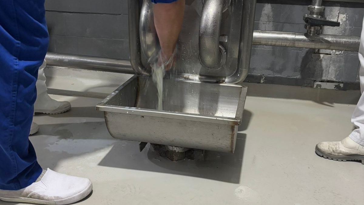 STJ mantém prisão preventiva de químico acusado de adulterar produtos lácteos no RS