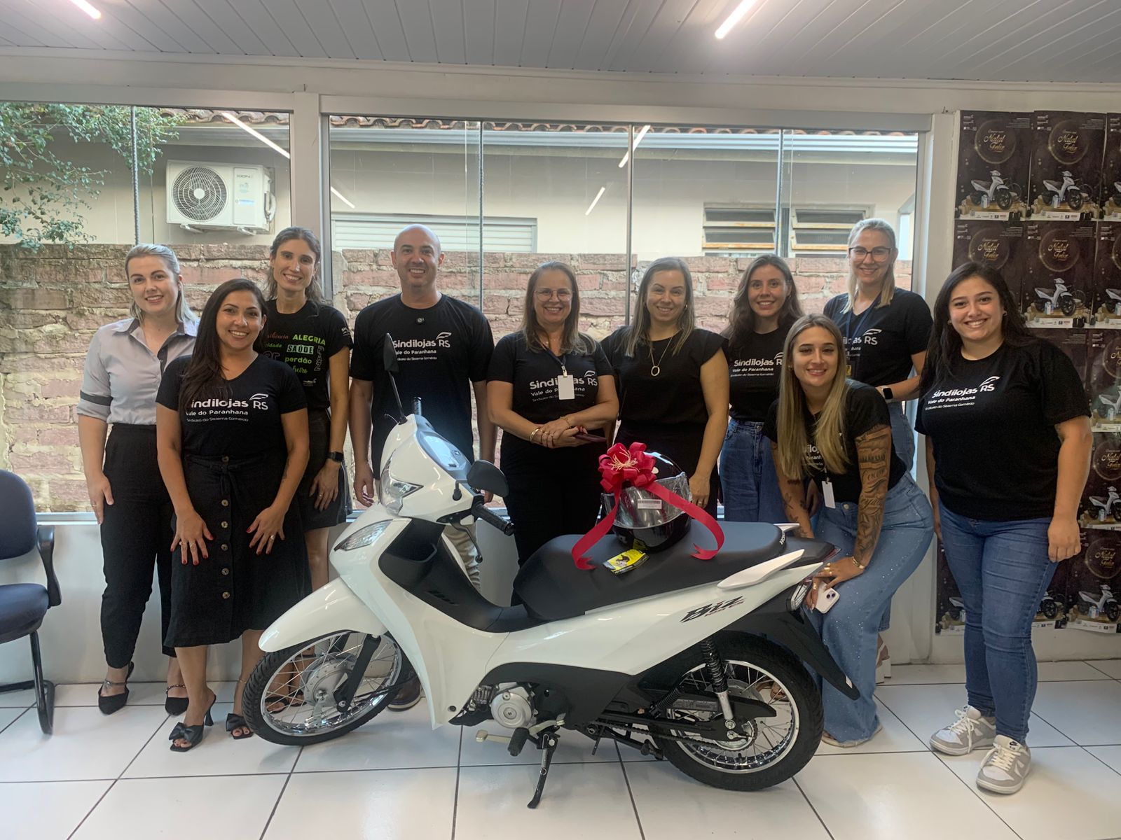 Campanha de Natal do Sindilojas premia consumidores e movimenta economia local