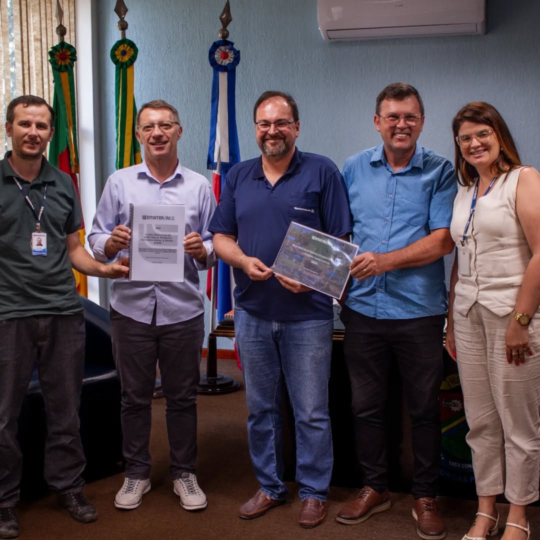 Prefeito de Três Coroas realiza reuniões com representantes da Emater e SulGás