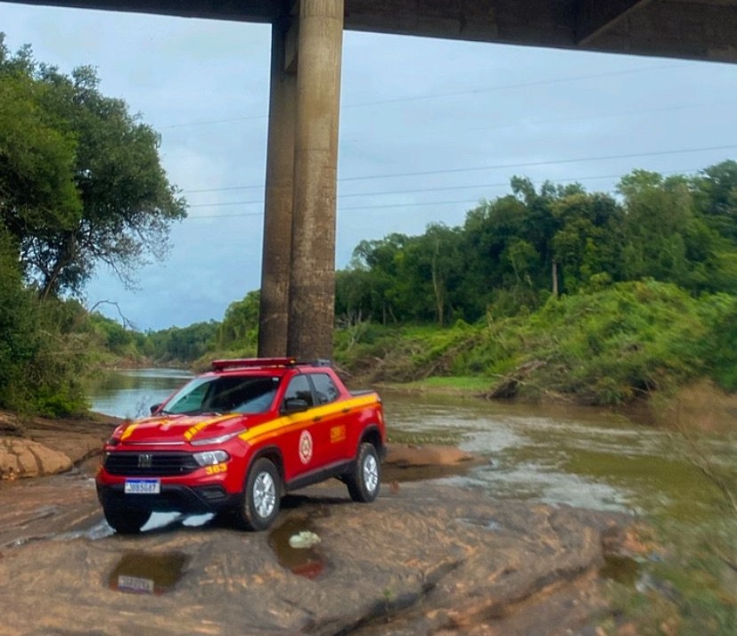Corpo é encontrado no Rio dos Sinos durante vistoria dos Bombeiros de Parobé