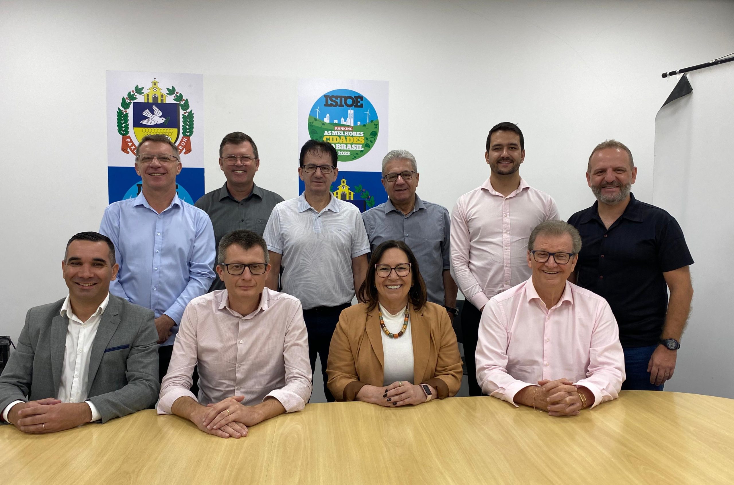 Nova diretoria da AMPARA é eleita em primeira reunião de 2025