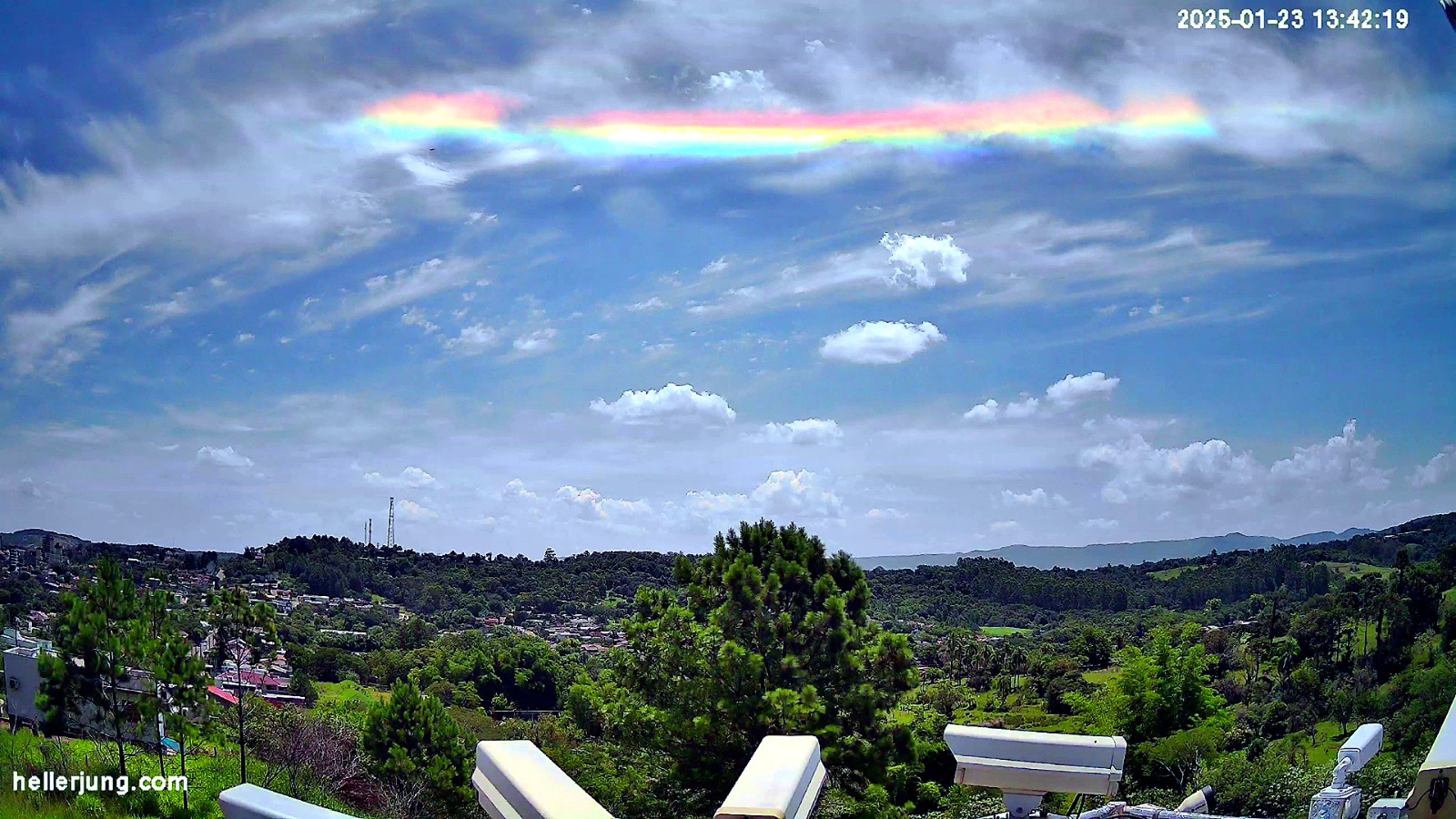 Calor intenso no Vale do Paranhana e alertas de tempestades são emitidos para o RS