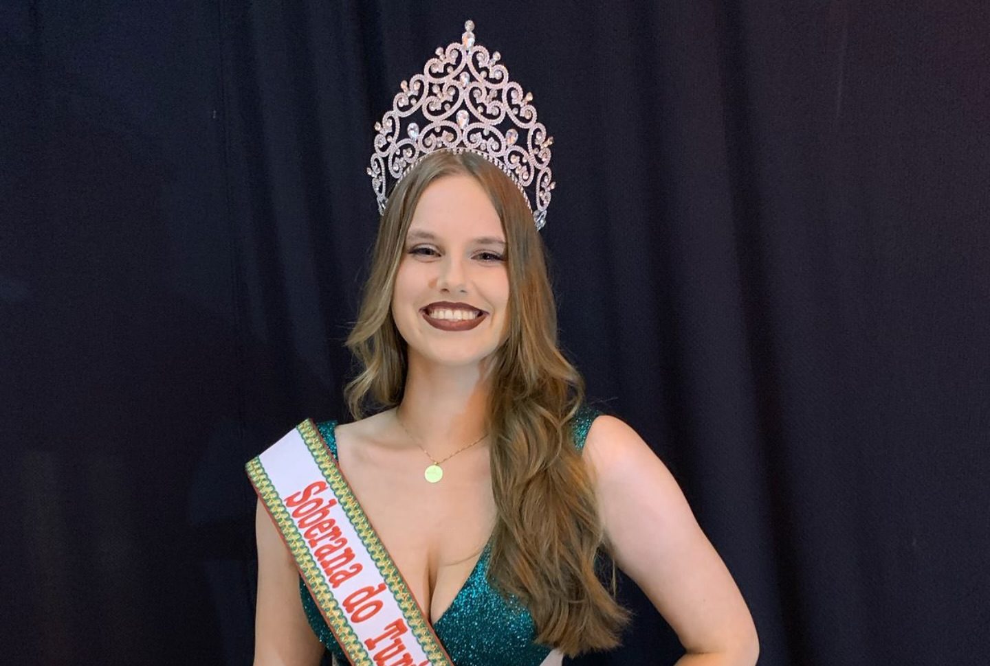 Jovem de Rolante é eleita Soberana do Turismo do Vale do Paranhana