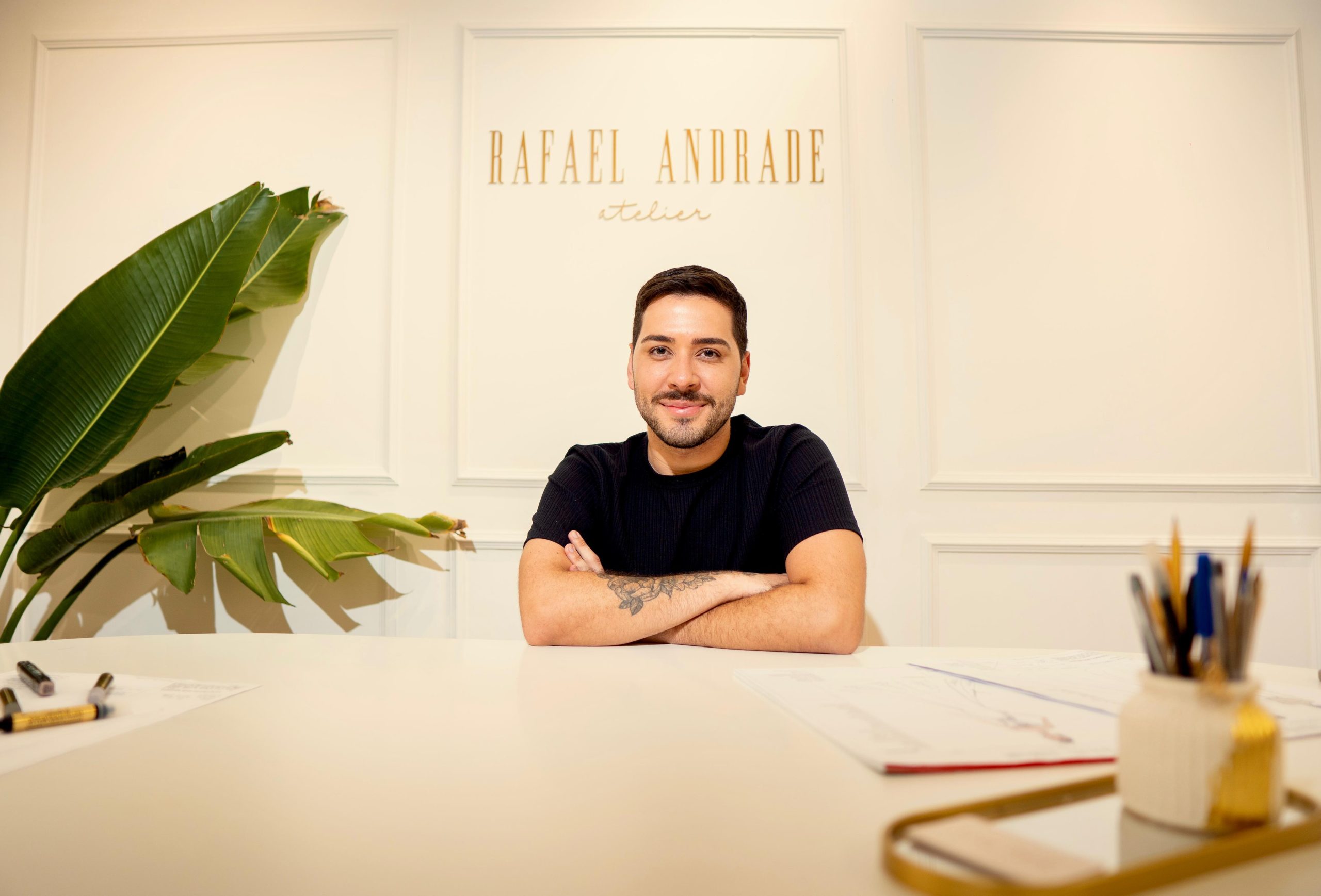 Instituto Pró-Cidadania promove oficina gratuita de adereços carnavalescos em Taquara