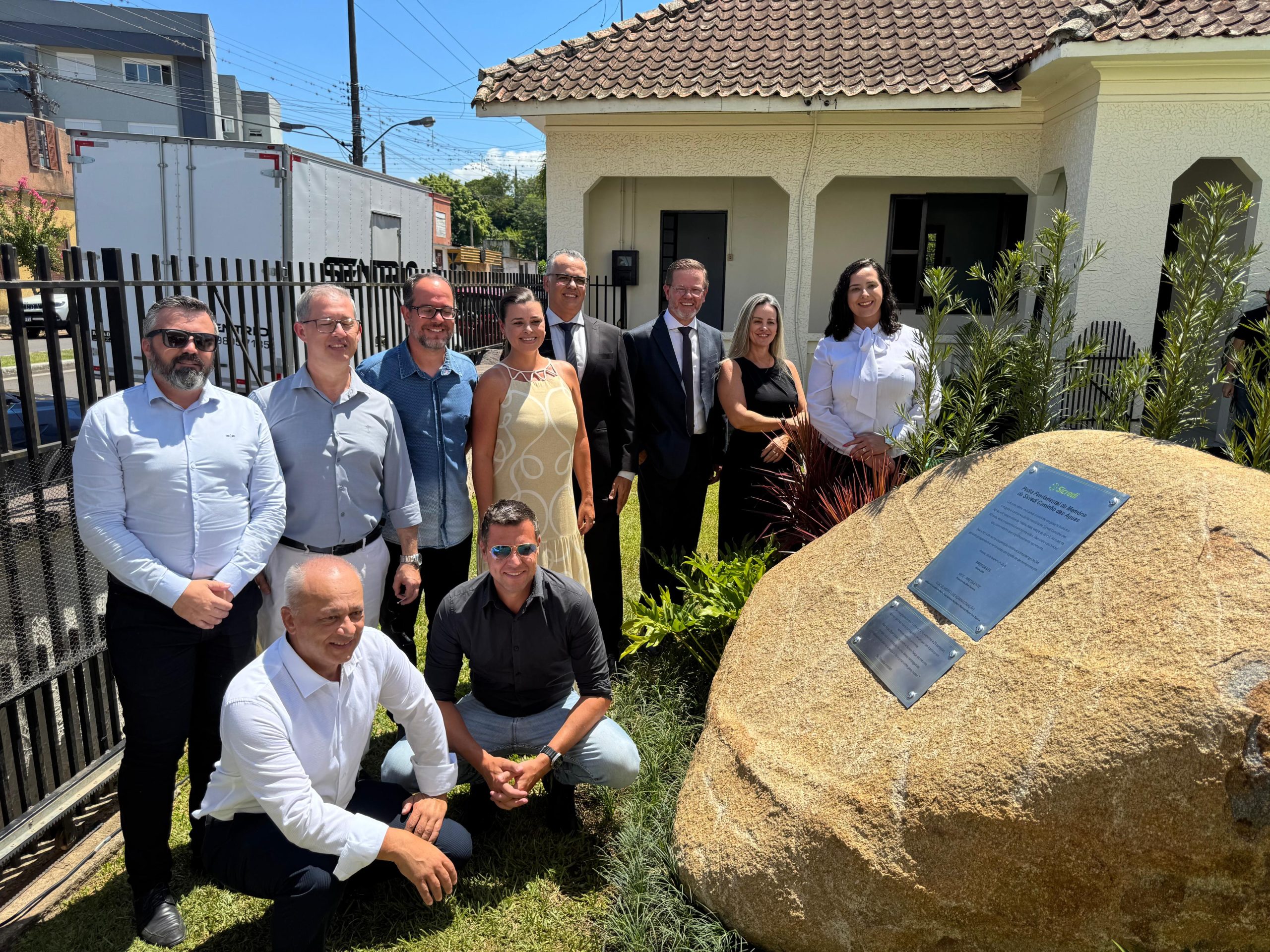 Sicredi Caminho das Águas lança pedra fundamental de memorial em Rolante