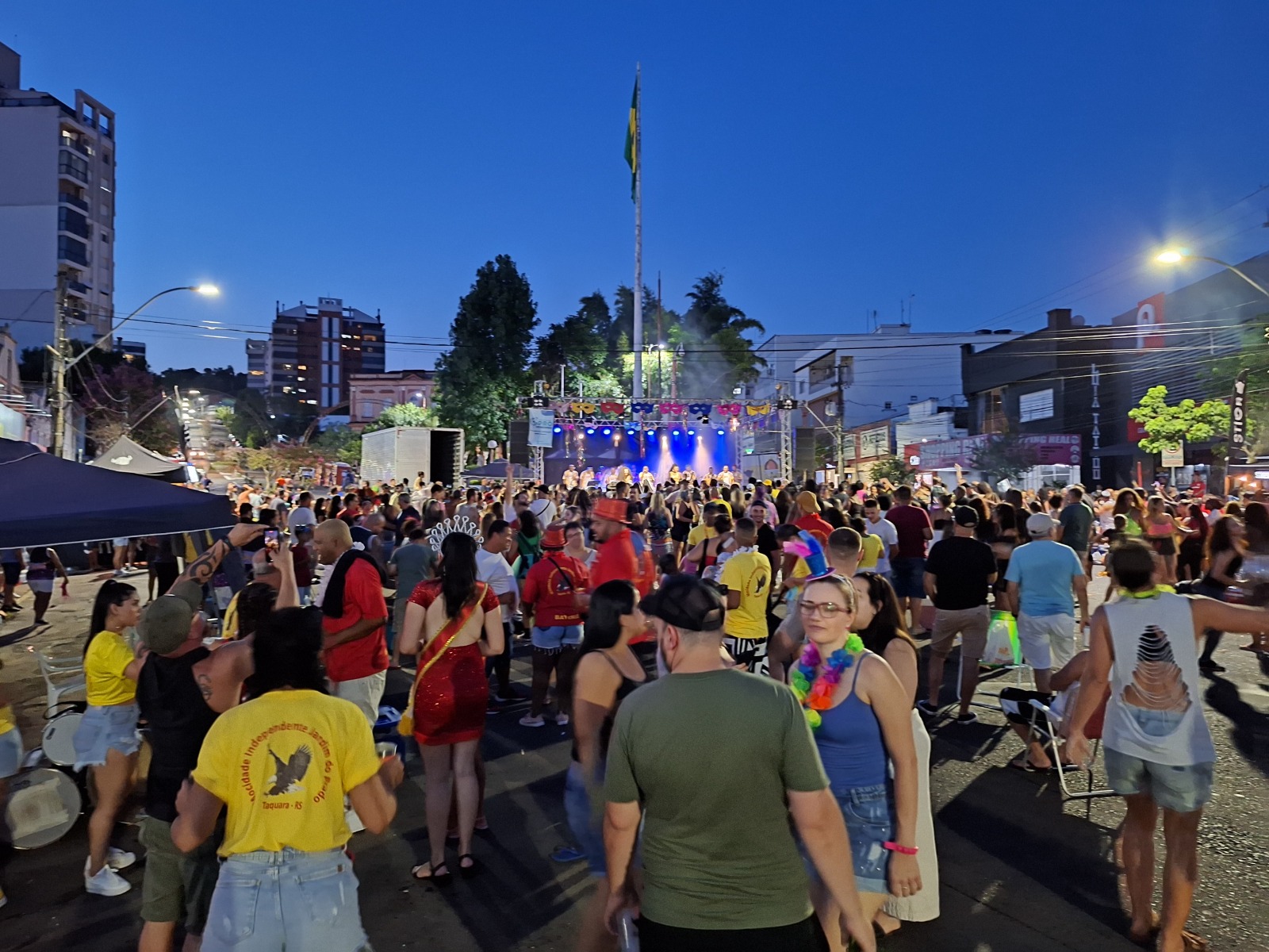 Folia na Júlio 2025 promete alegria e muito samba em Taquara