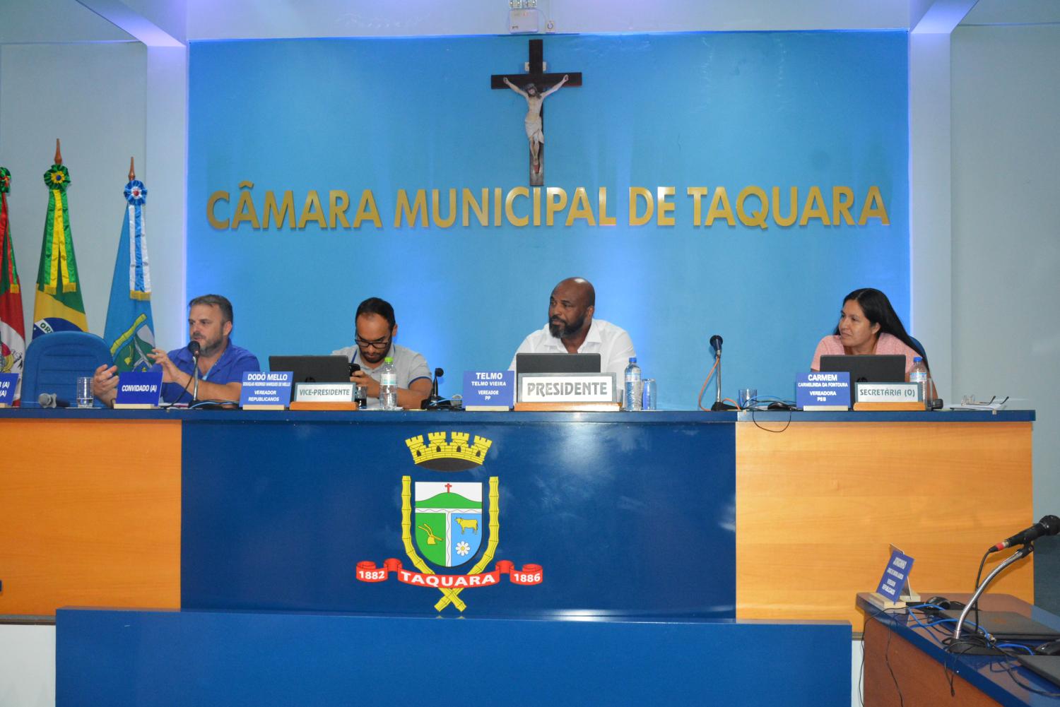 Vereadores cobram Corsan por falta de água e demora em reparos em Taquara